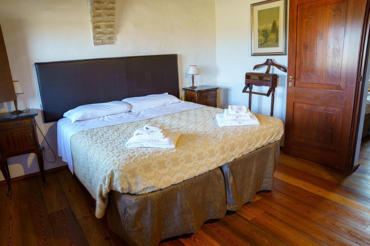 Villa La Lepre Bianca Cento  Exterior foto
